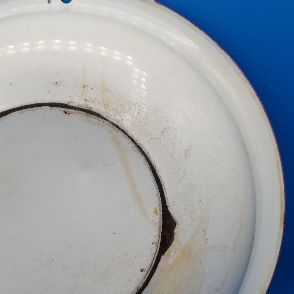 Vintage Round White Enamel Basin with Red Rim - Picture 11 of 11